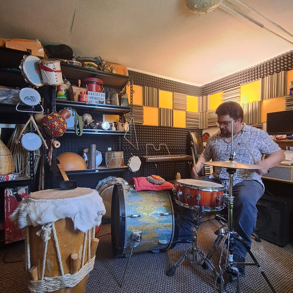 CLASES PERSONALIZADAS DE ACERCAMIENTO A LA PERCUSIÓN.